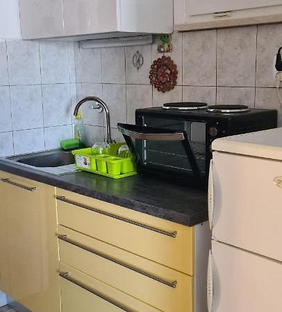 Smartstar Apartment Split Luaran gambar